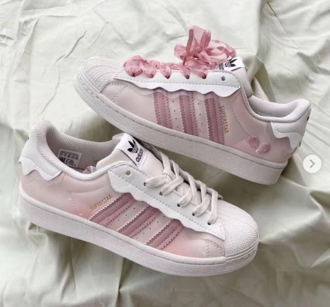 Addidas superstar pale pink