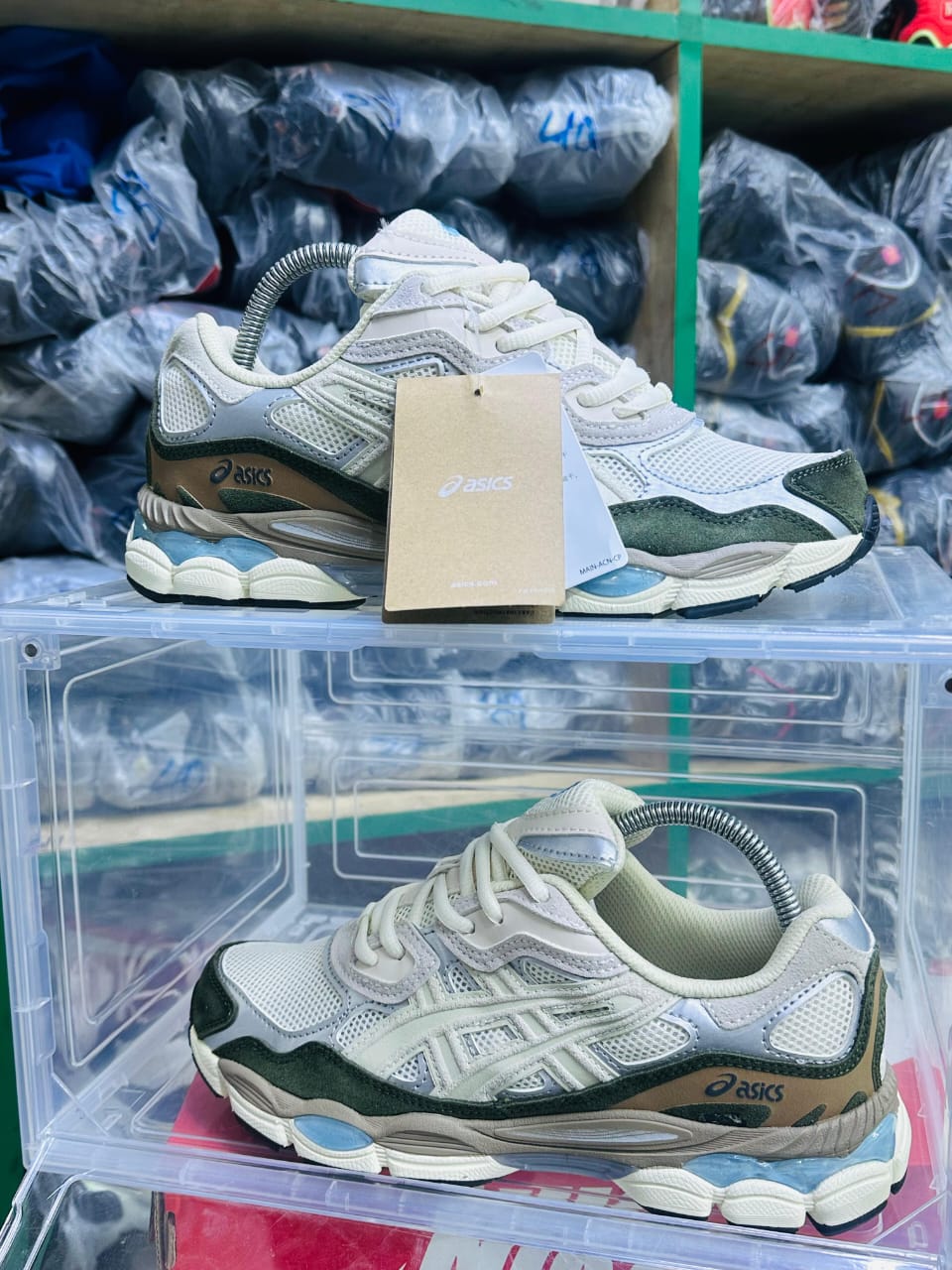 Asics  Gel green accent