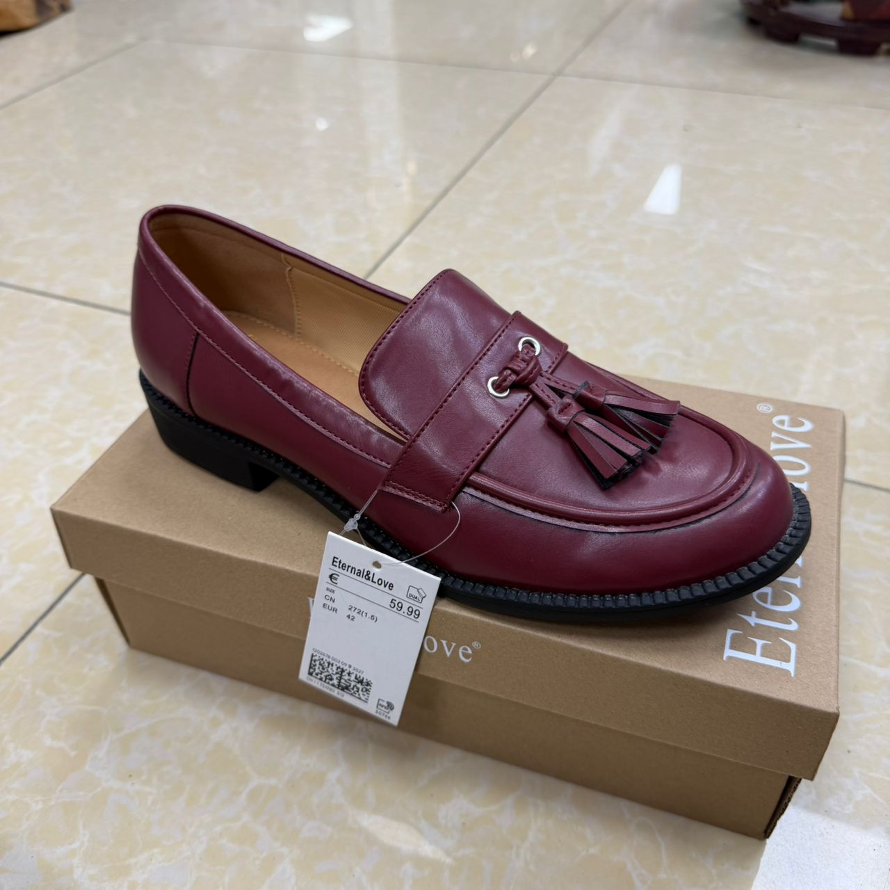 BROGUES Red