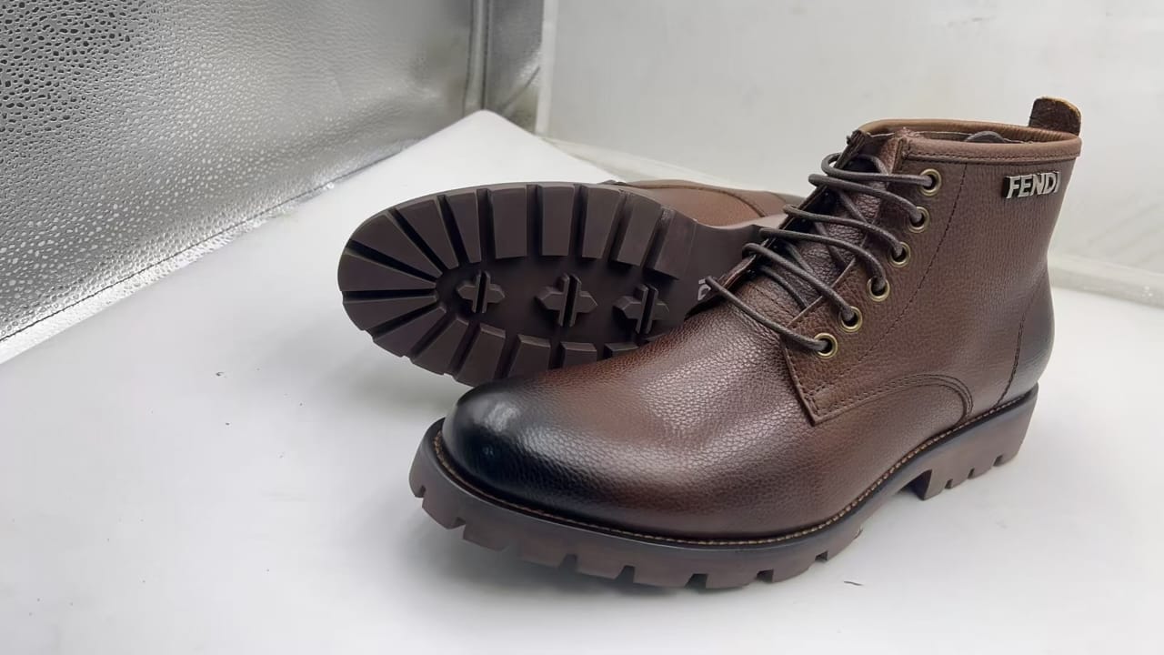 Men's  Pure  leather Officials boots