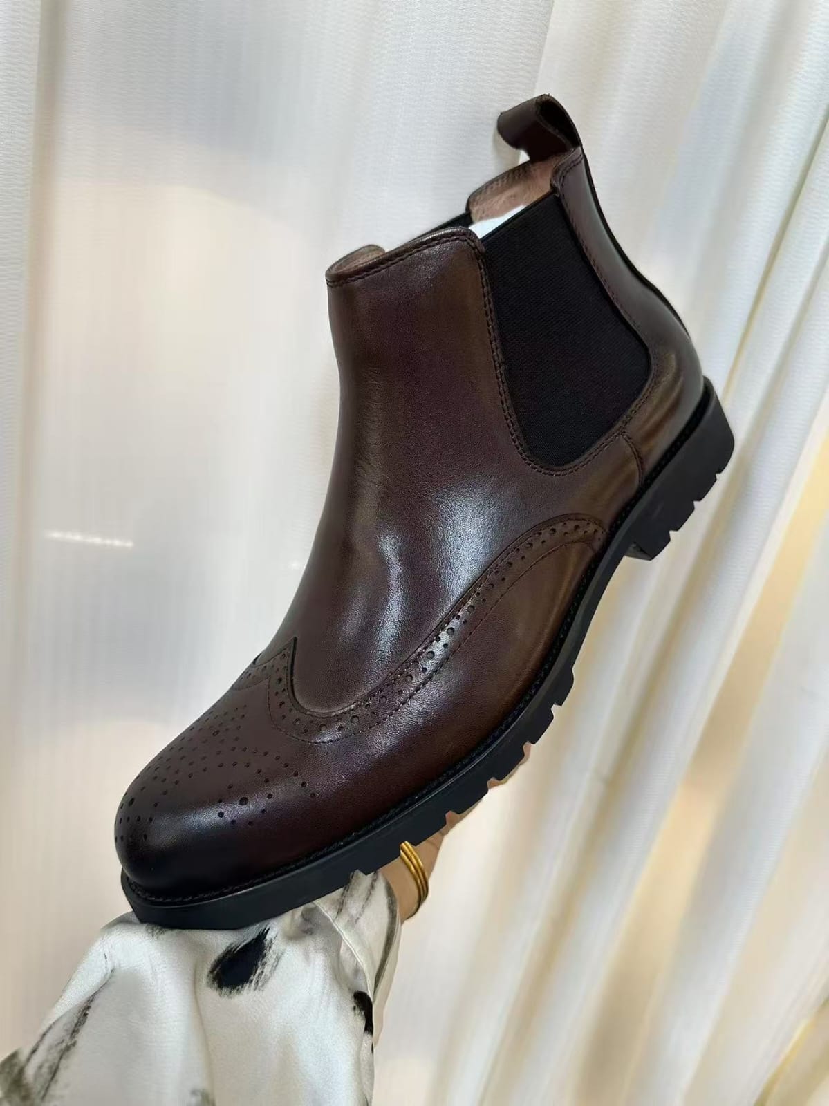 Men's  Pure  leather Officials boots BROWN