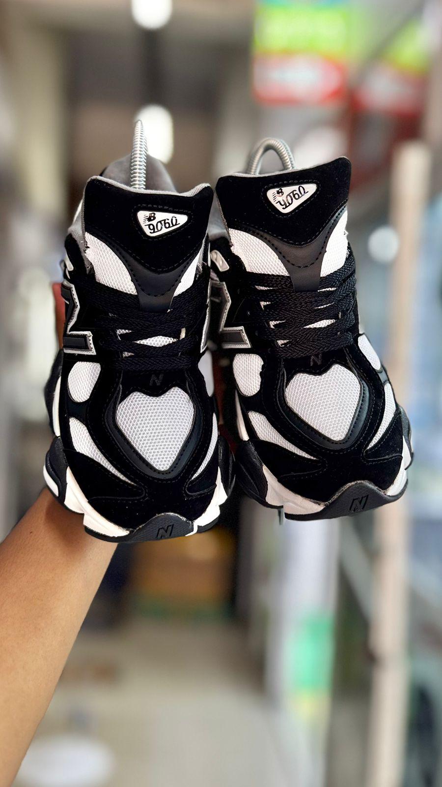 New Balance 9060 BLACK
